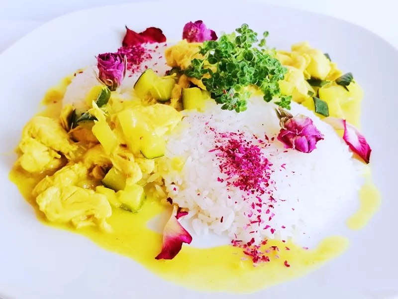 HÜHNER-CURRY-TROPICAL-MIT-ROSENSTAUB-NESSFINO-REZEPTEN